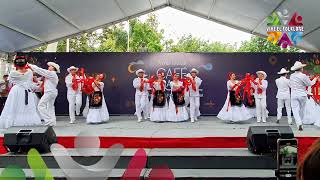 La Bamba  Veracruz  Ballet Folklórico de la Universidad Veracruzana [upl. by Assile]