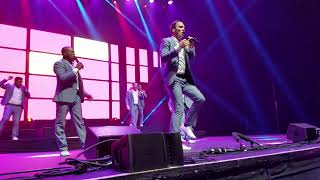 STRAIGHT NO CHASER Sings amp Dances a BOY BAND MEDLEY A Cappella at Comerica Theater Phx AZ 8112017 [upl. by Yerdua584]