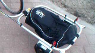 Carry Freedom City bicycle trailer [upl. by Ylloh748]