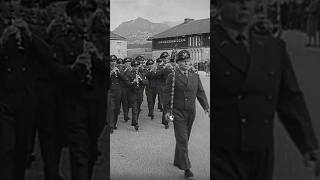 Musikkorps der Bundeswehr 1956 🦅🇩🇪militär soldaten bundeswehr marsch tradition geschichte [upl. by Enoved328]