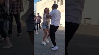 Bailando salsa en la calle Portland Oregon [upl. by Llessur677]