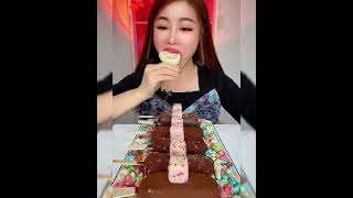 Asmr eating ice cream flavor milk Crispy delicious short video [upl. by Katie]