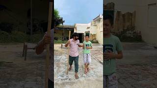 किसने मारया चल बता 🤣 comedy video shorts comedy video youtubeshorts video [upl. by Fasa]