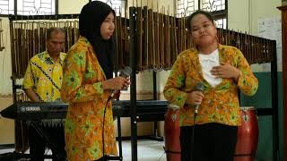 Cover Lagu Pandanglah Aku Cipt Bapak Dr Suhartono MPd oleh Stefani dan Sinta [upl. by Euqinue]