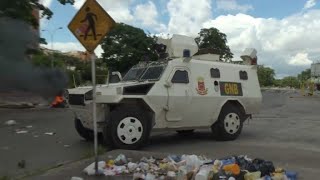 Un muerto y un herido grave en ataque a base militar venezolana [upl. by Airdnola]