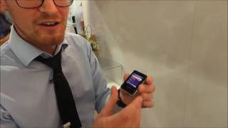 IFA 2013 Vi testar ny smart klocka  Ze Nano [upl. by Artinad759]