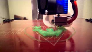 Delta 3D Printer  New E3Dv6 Hot End and Green Filament [upl. by Tavis]