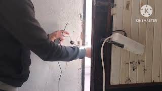 طريقة تركيب القفل الكهربائي la gache electrique [upl. by Yraht264]