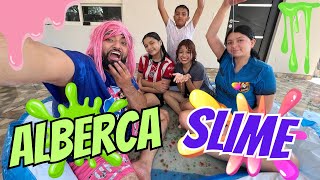 SE ROMPE NUESTRA ALBERCA DE SLIME  NOS RESBALAMOS 🤣 [upl. by Shandra]