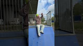 Siggi lernt den Fakie ollie skateboarding siggilerntskaten love skatebeginner skater tutorial [upl. by Enneite]