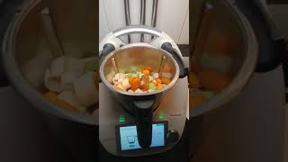 Crema de verduras con Thermomix TM6 [upl. by Ayanad212]