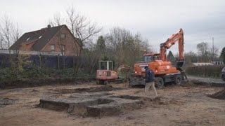 Retiran y destruyen la esvástica gigante encontrada en Hamburgo [upl. by Lamson288]