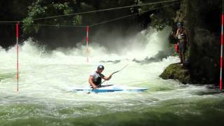 Kaituna Whitewater Sessions Teva kayaker Mike Dawson slalom kayak training [upl. by Naejeillib985]