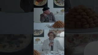 Fantozzi e le polpette di Bavaria 🤣 Liconica scena della dieta dal film Fantozzi contro tutti [upl. by Clie]