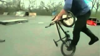 Espectaculares acrobacias en bicicleta  videos sorprendentes [upl. by Aicia]