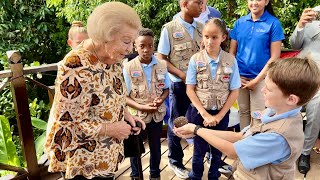 Beatrix blikt terug en vliegt terug van Saba naar St Maarten [upl. by Dowzall404]