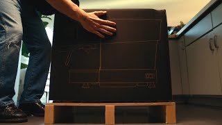 Delivery and Unboxing the Linea Mini [upl. by Dnalkrik611]