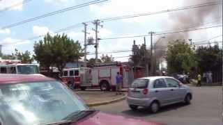 Incendio CBÑ en Peñalolen NFD in Structural Fire [upl. by Ehcadroj]