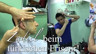 Türkischer Herrenfriseur BARBIER  Zadiel lässt sich die Haare schneiden Frisurentipps für Männer [upl. by Auqinat]