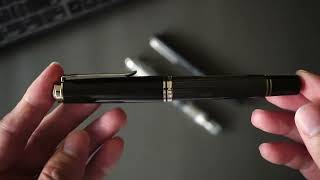 Quick Look  Pelikan Souverän M1005 Stresemann Fountain Pen [upl. by Llehsim]