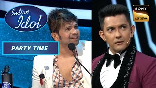 Aditya को किस से मिल रहे हैं quotखूबसूरतquot Comments  Indian Idol  Party Time [upl. by Allebram]