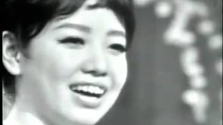 都はるみ アンコ椿は恋の花 1966 [upl. by Dav]