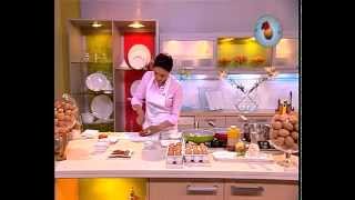 Choumicha amp lOeuf Marocain Oeufs en cocotte Shirred eggs Ep 17  شميشة  بيض في الفرن [upl. by Nylodnewg]