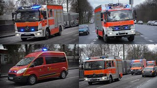 PKW unter Autotransporter Erweiterter Rüstzug  Doppel RTW Berufsfeuerwehr und RW FF Hagen [upl. by Icak681]