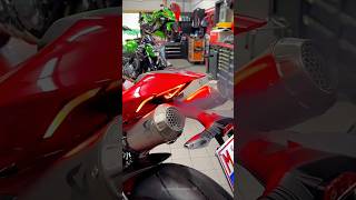 Dual akrapovic exhaust🔥 installed on Ducati panigale v4s🥵exhaustsound akrapovic akrapovicexhaust [upl. by Melena]