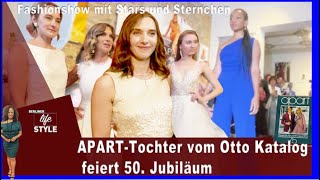 Modeunternehmen mit Geschichte  Apart Fashion Show in Berlin [upl. by Drida]