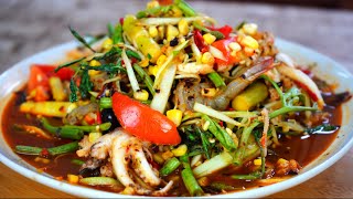 How to make spicy Papaya Salad with seafood  បុករួមមិត្ត ពិសេស [upl. by Einner]