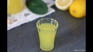 LIMONCELLO fatto in casa ricetta giallozafferano [upl. by Eustace65]