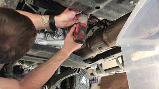 20172019 Ford F250 fuel filter change 67 power stroke [upl. by Amein]