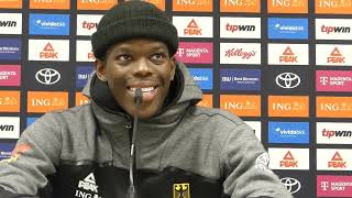 Dennis Schröder Olympia 2024 Deutschland Basketball über Eröffnung Fahnenträger Dirk Nowitzki [upl. by Neitsirhc]