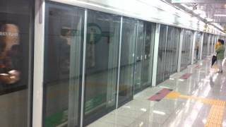 갑천역에 도착하는 대전 1호선 열차  Daejeon Subway Line 1 Train in Gapcheon stn [upl. by Grimaldi]