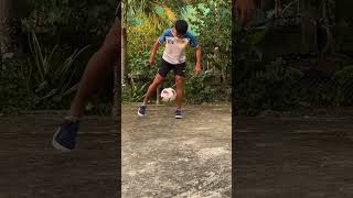 Mario Gotze flick up tutorial soccerskills footballskills footballtricks football [upl. by Harte]