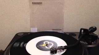 The Holloways  Dancefloor 7inch [upl. by Spielman]