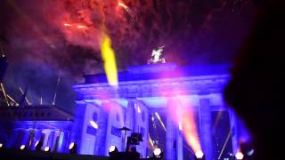 Feuerwerk am Brandenburger Tor [upl. by Tomkin]