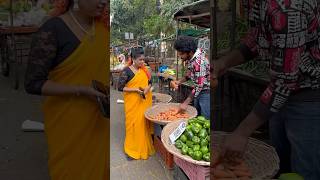 బాబు పొడుగ్గా 🥕ఉండే క్యారెట్ 🥕లు ఒక కిలో ఇవ్వండి [upl. by Adyan]