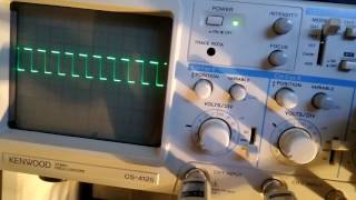 OSCILOSCÓPIO KENWOOD CS4125  TESTE Sinal PWM [upl. by Ynatsed]