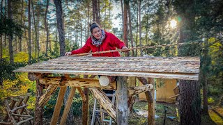 Toilettenhaus im Wald  Holzdach [upl. by Shelia533]