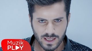 Caner Kızıl  Yakıyor İçimi Official Video [upl. by Archer]