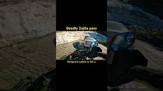 Tough 👀🙏 zojila ladakh dengerroad biketrip mountains motovlogging 125cc blackice [upl. by Loralyn626]