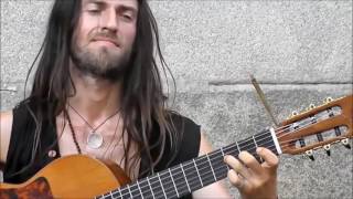 el mejor guitarrista del mundo callejero del 2016 [upl. by Atekal]