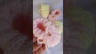 Sapatinho de Bebê lilybabysapatinhos crocheparabebe sapatinhodecroche [upl. by Notnirt]