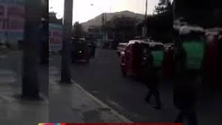 Policías motorizados ponen papeletas en túnel Santa Rosa [upl. by Sharyl466]