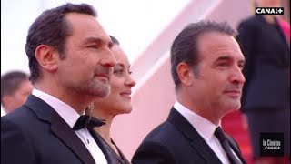 Jean Dujardin wins Golden Globe for The Artist [upl. by Rebekah]