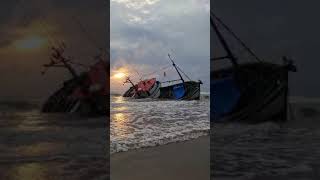 Barco encalha praia do gravatá navegantes Santa Catarina [upl. by Anisamot513]