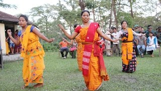 Folk dance of west bengal performed at Jaldapara in West Bengal Tribal Dance form of North Bengal [upl. by Krasnoff671]