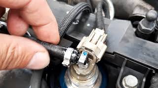 Opel Astra 17CDTi  Injector Leak [upl. by Dinerman825]